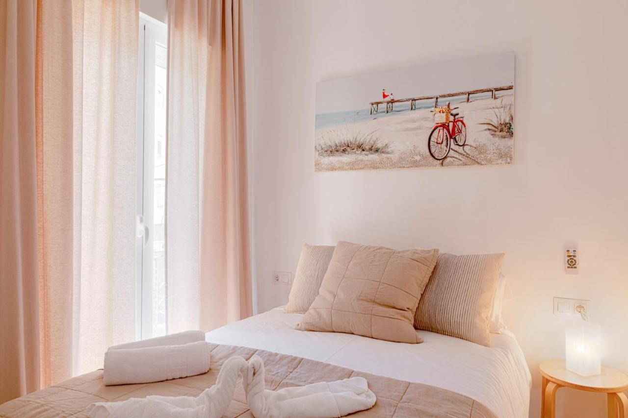 Homeabout Juan De Austria Apartments Malaga Luaran gambar