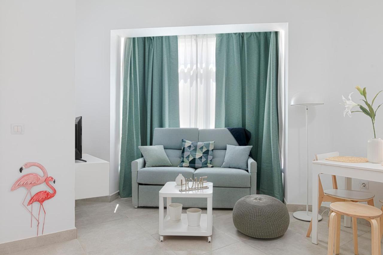 Homeabout Juan De Austria Apartments Malaga Luaran gambar