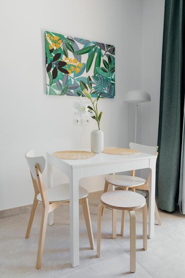 Homeabout Juan De Austria Apartments Malaga Luaran gambar