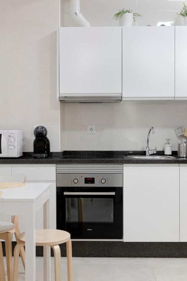 Homeabout Juan De Austria Apartments Malaga Luaran gambar
