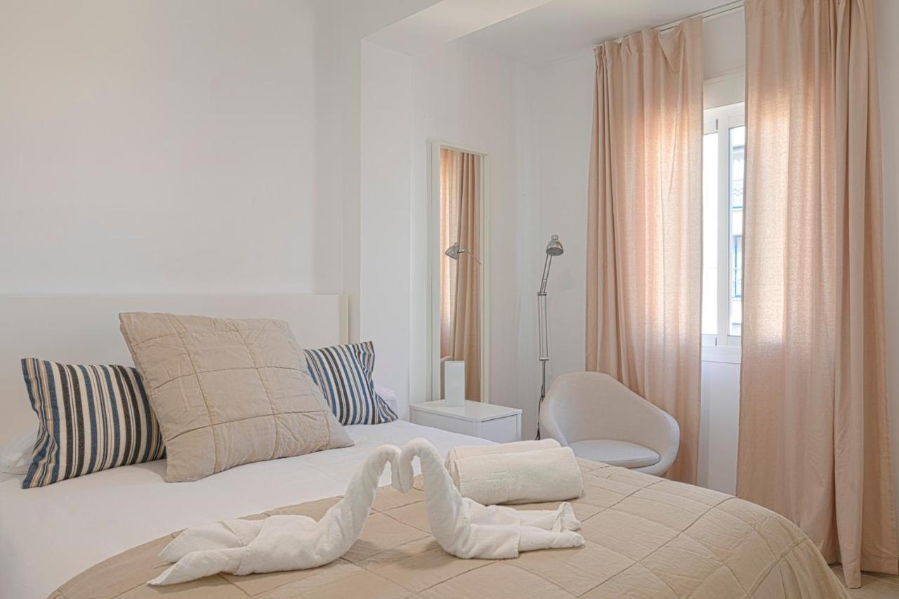 Homeabout Juan De Austria Apartments Malaga Luaran gambar