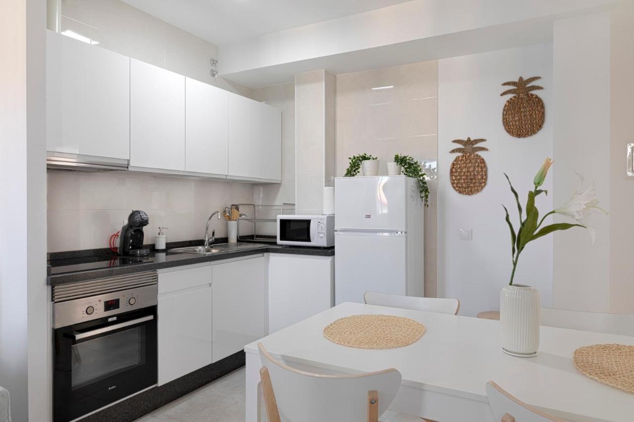 Homeabout Juan De Austria Apartments Malaga Luaran gambar