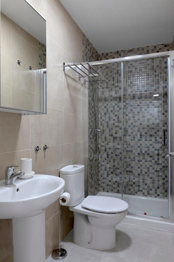 Homeabout Juan De Austria Apartments Malaga Luaran gambar