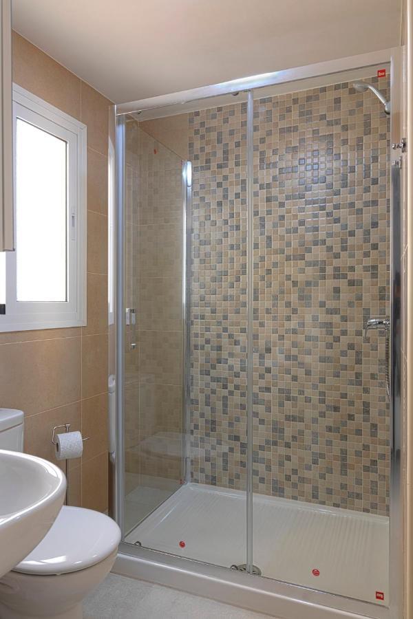 Homeabout Juan De Austria Apartments Malaga Luaran gambar